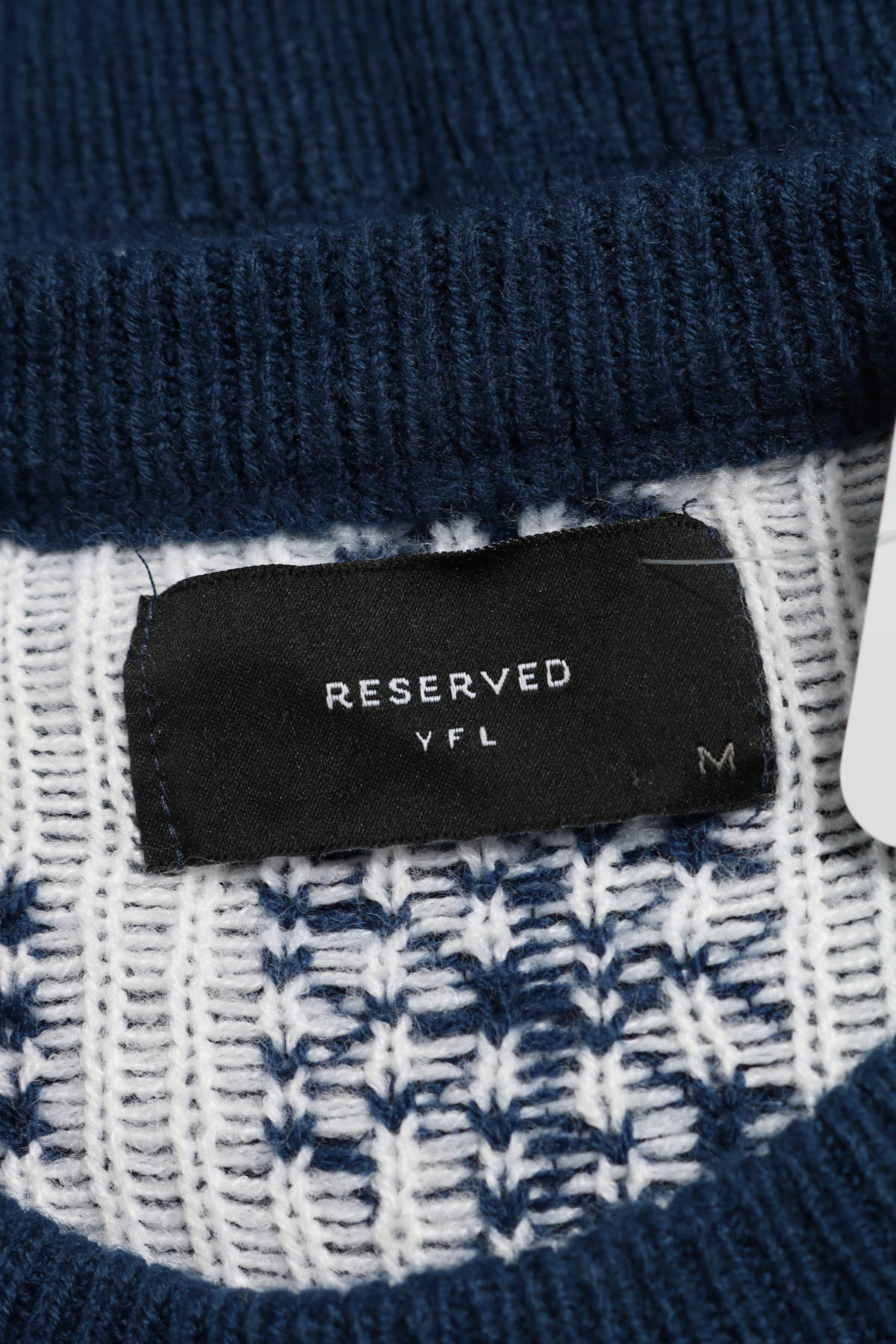 Пуловер Reserved3 - Mania Пуловер Reserved3
