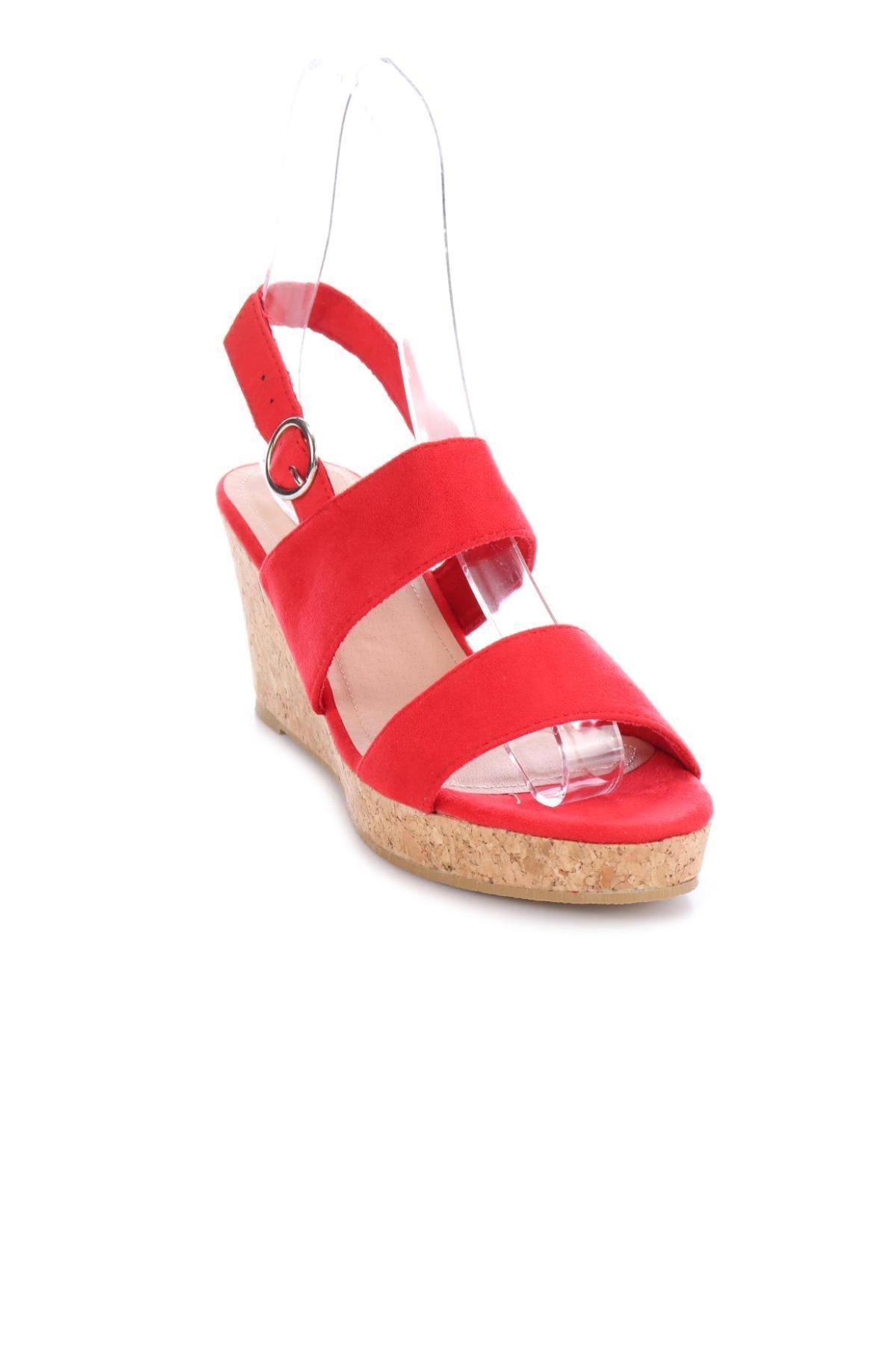 Сандали на ток V BY VERY2