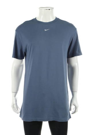 Спортна тениска NIKE - Mania Спортна тениска NIKE