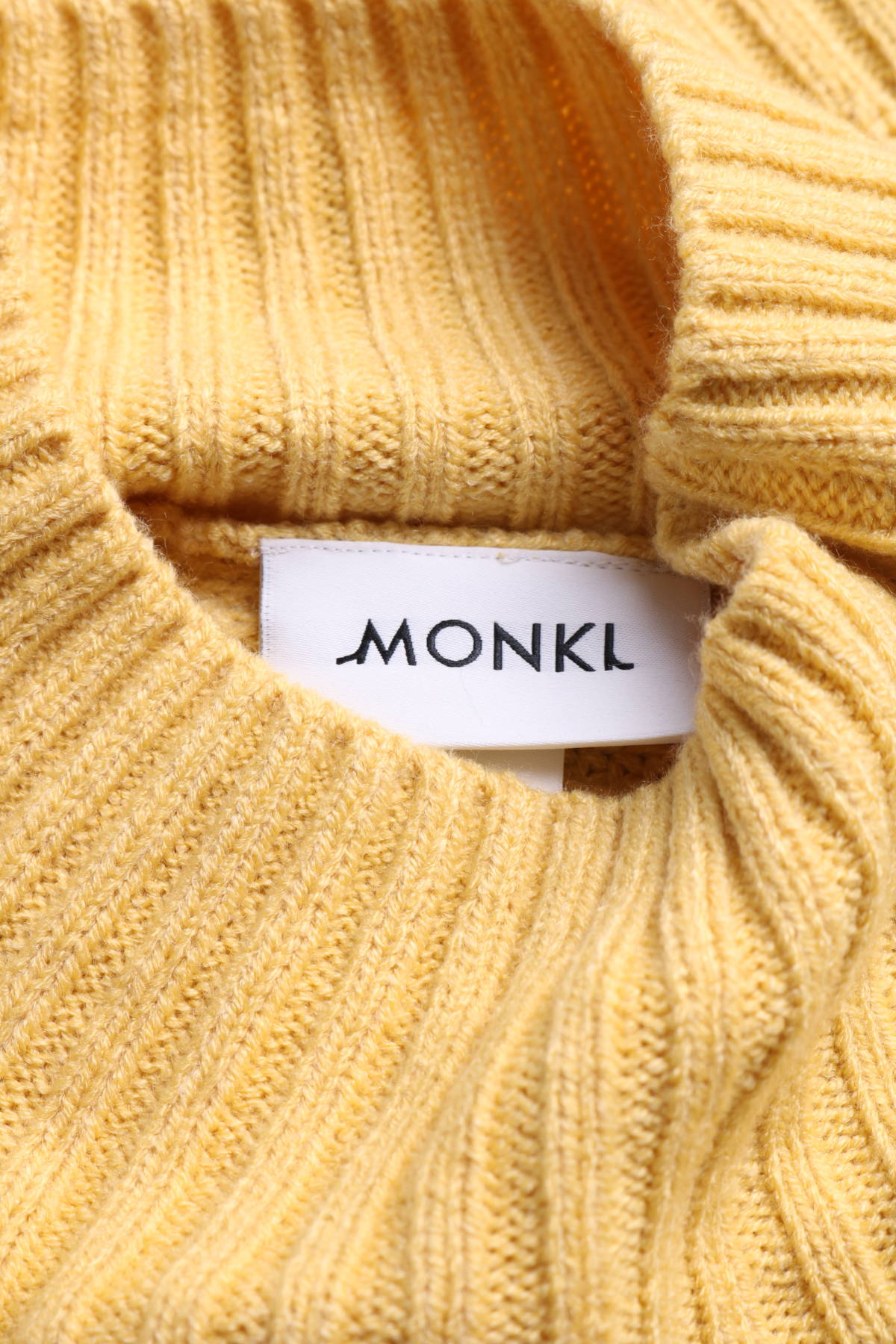 Пуловер с поло яка MONKI3