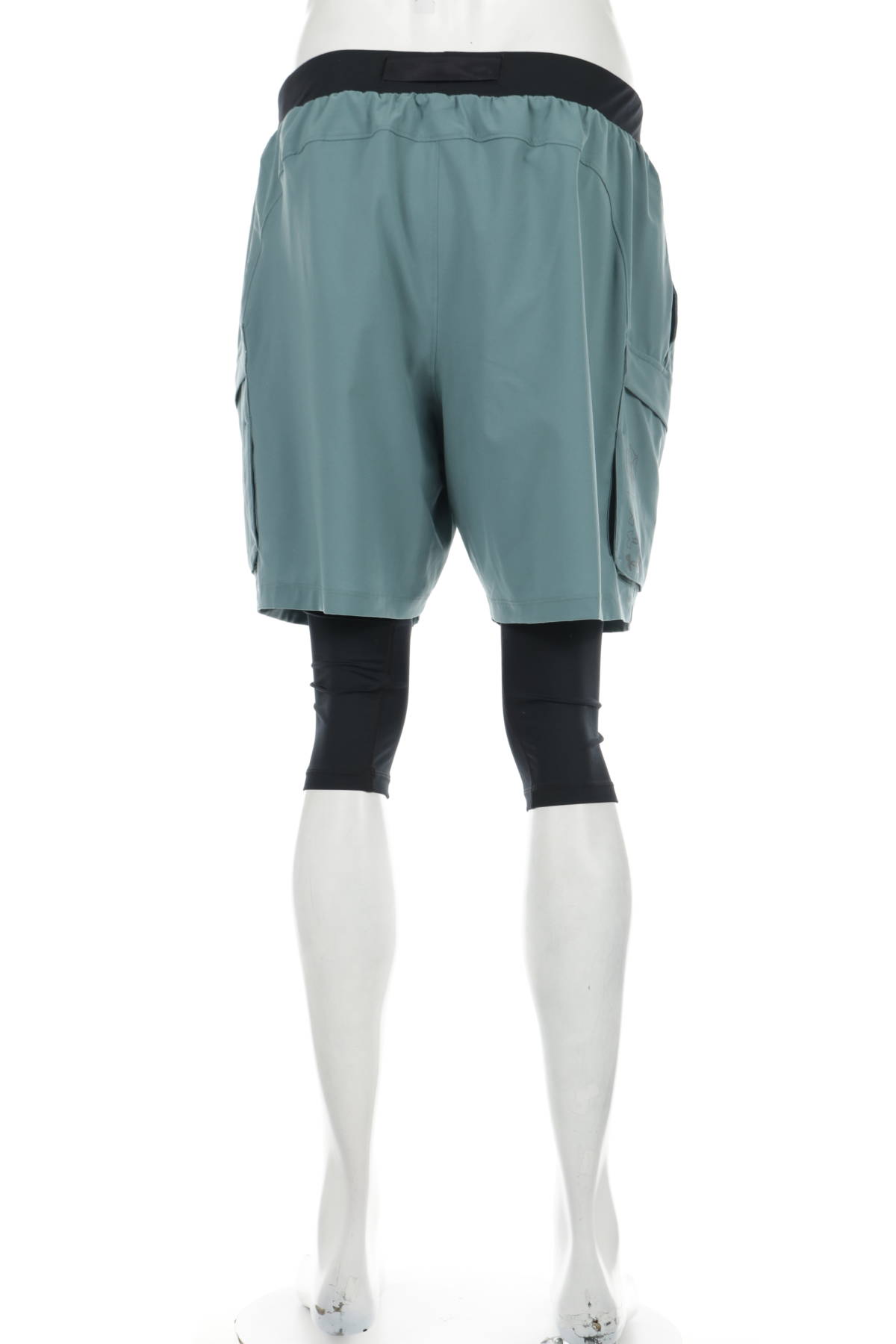 Спортни къси панталони UNDER ARMOUR2 - Mania Спортни къси панталони UNDER ARMOUR2