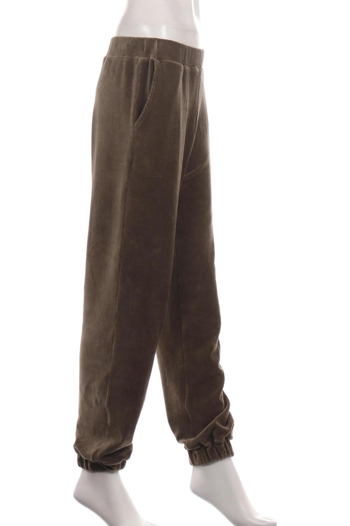 Спортно долнище ONE MORE STORY3