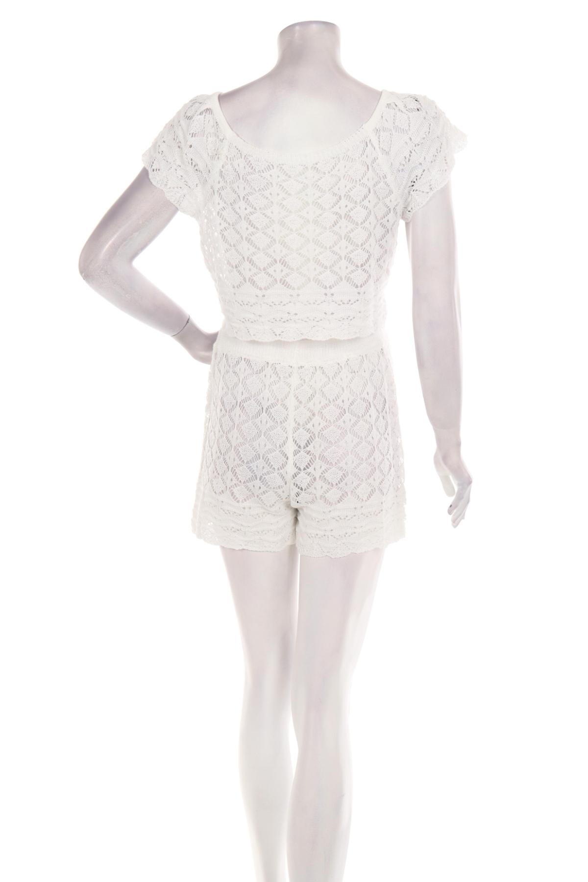 Костюм с панталон NO NAME2