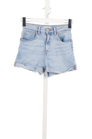 Blugi scurţi H&M