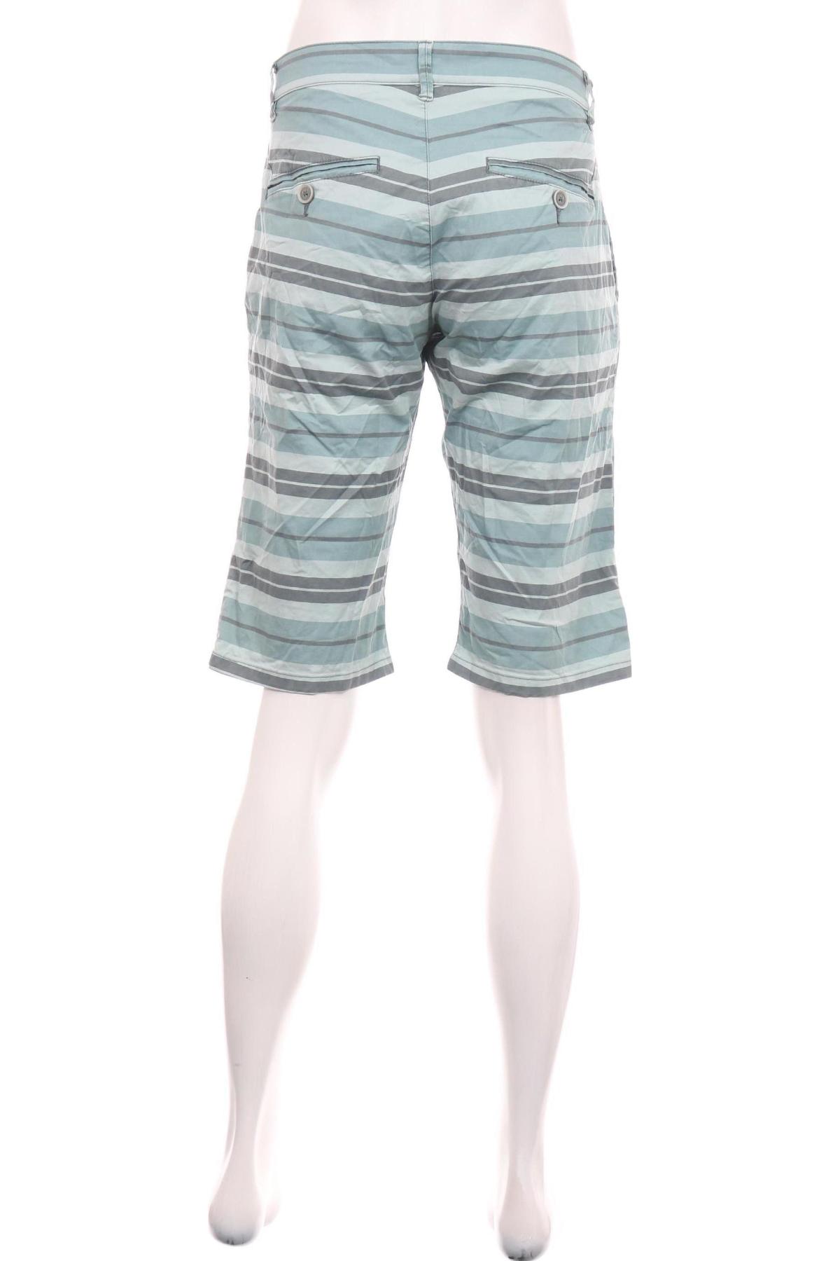 Къси панталони ESPRIT2