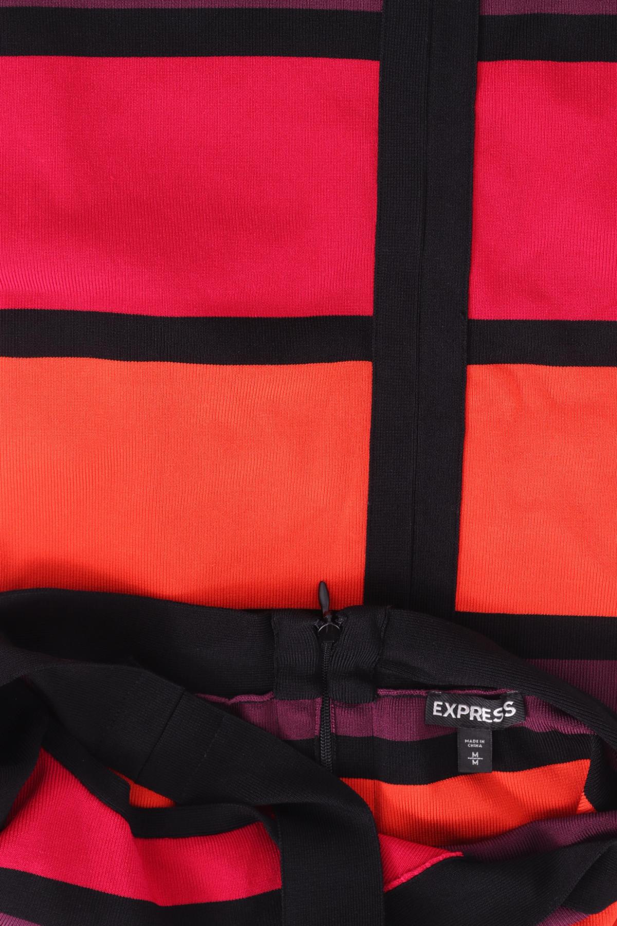 Ежедневна рокля EXPRESS3