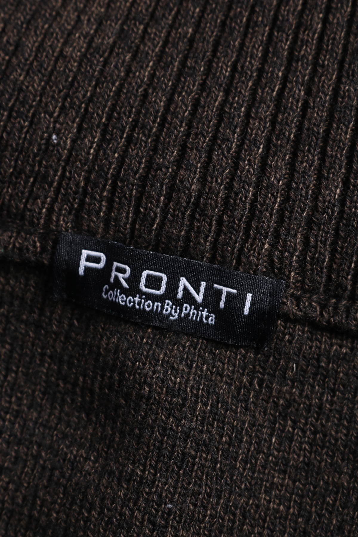 Пуловер с поло яка PRONTI3