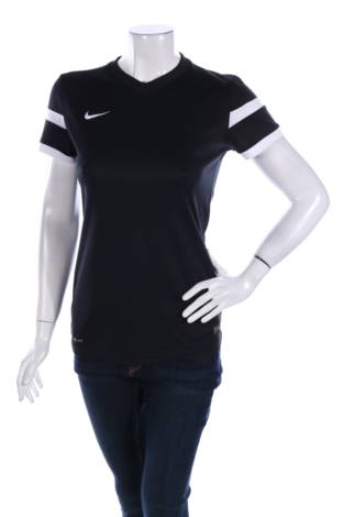 Спортна тениска Nike - Mania Спортна тениска Nike
