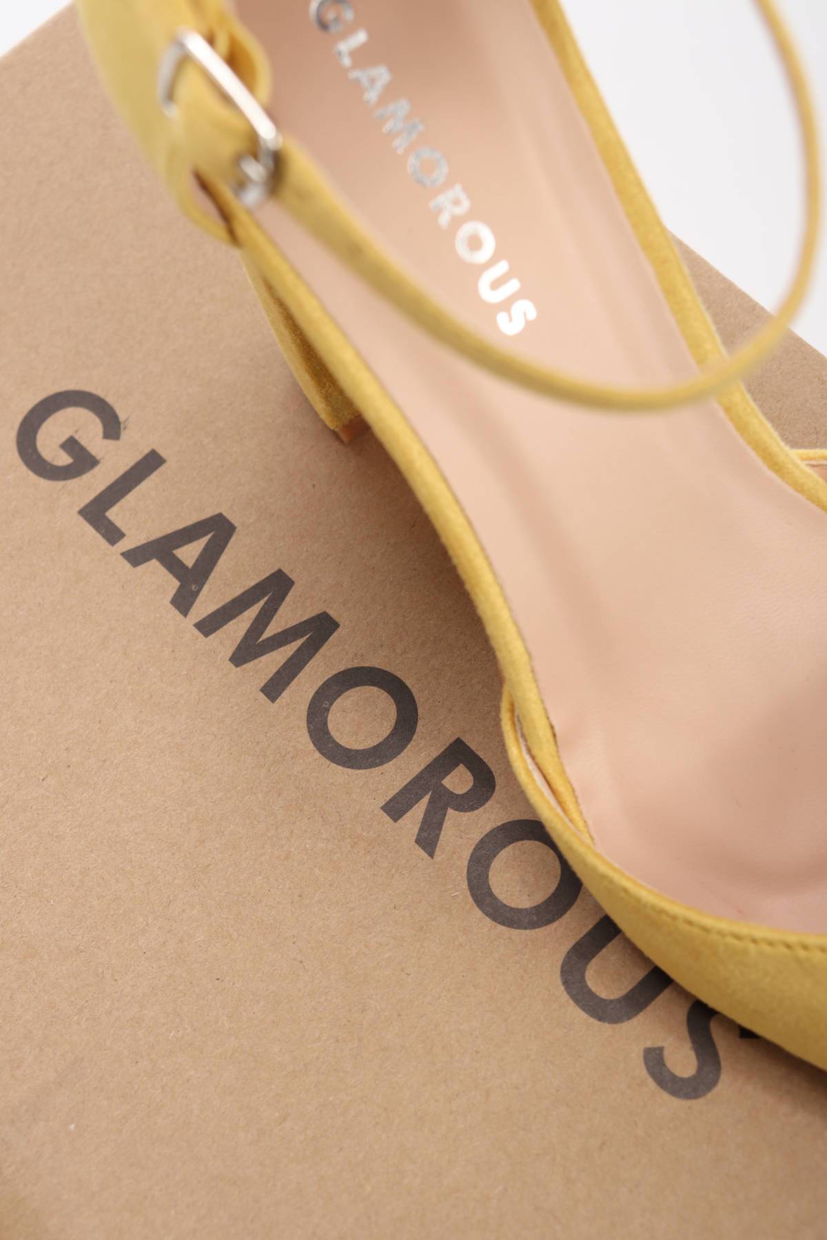 Обувки на ток GLAMOROUS4