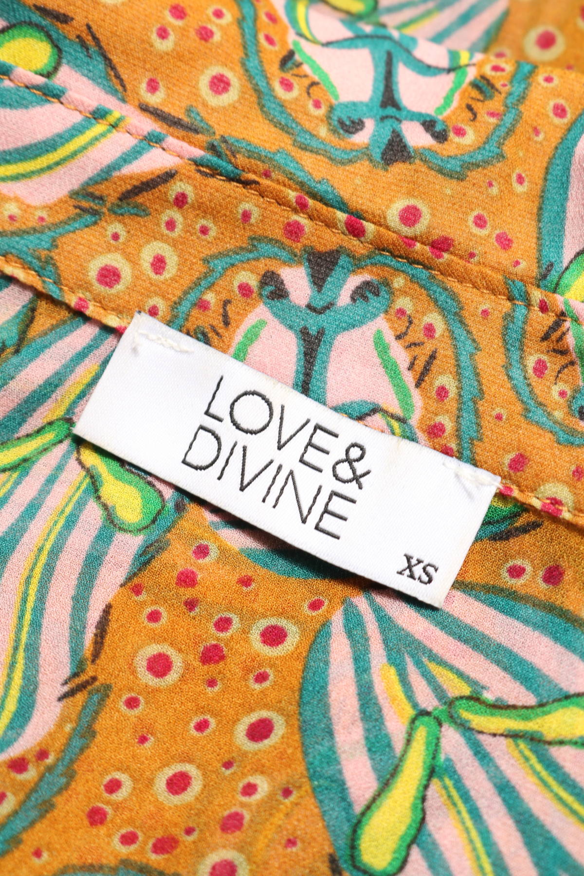 Официална риза LOVE & DIVINE3
