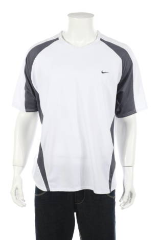 Спортна тениска Nike - Mania Спортна тениска Nike