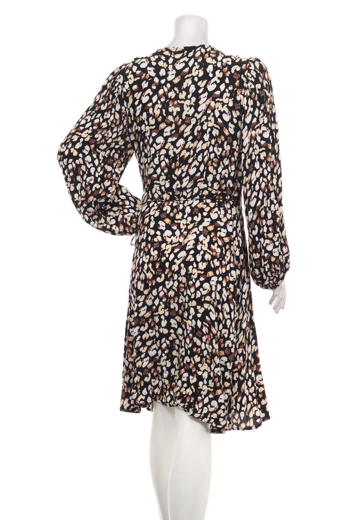 Ежедневна рокля NO NAME2