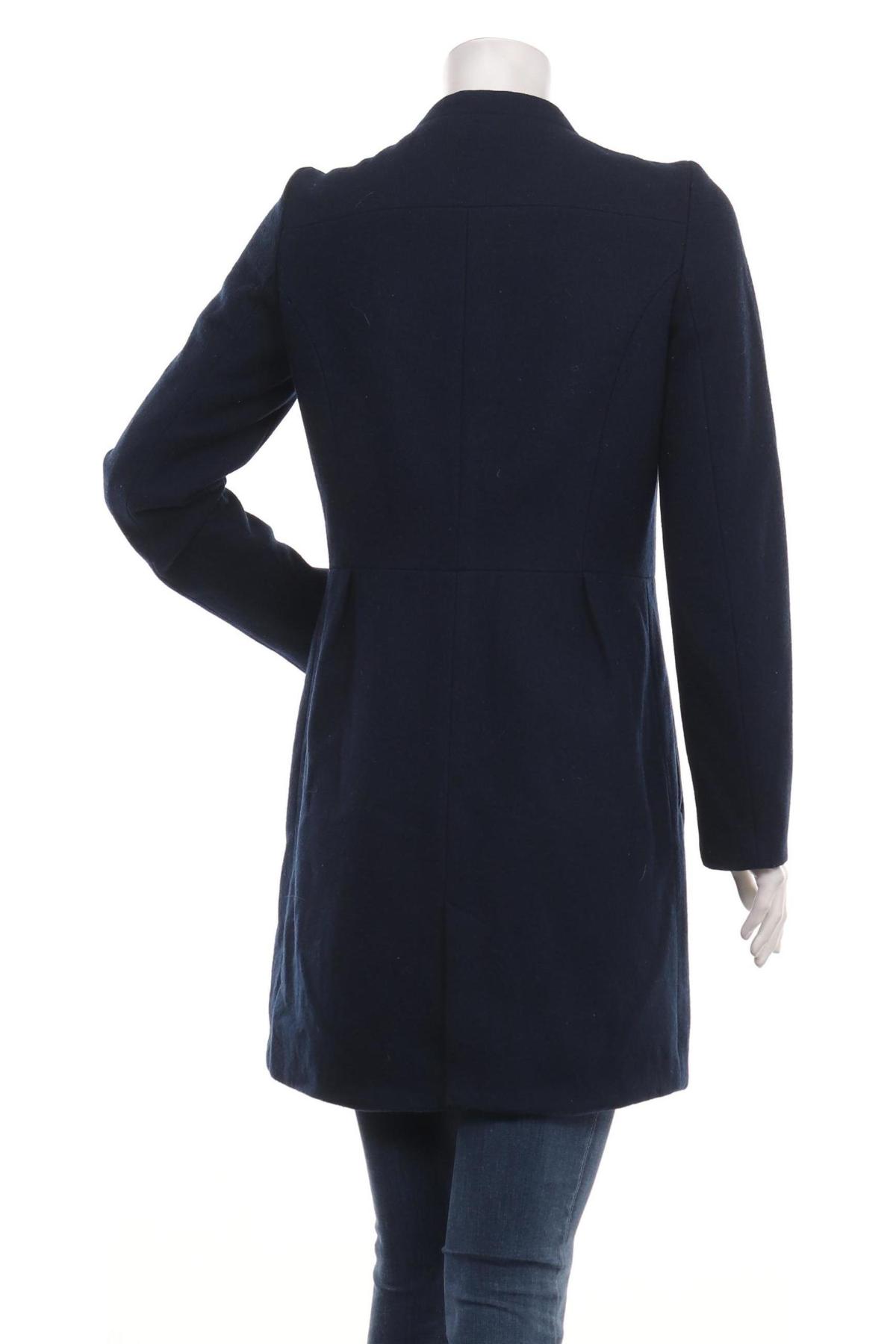 Зимно палто MANGO2