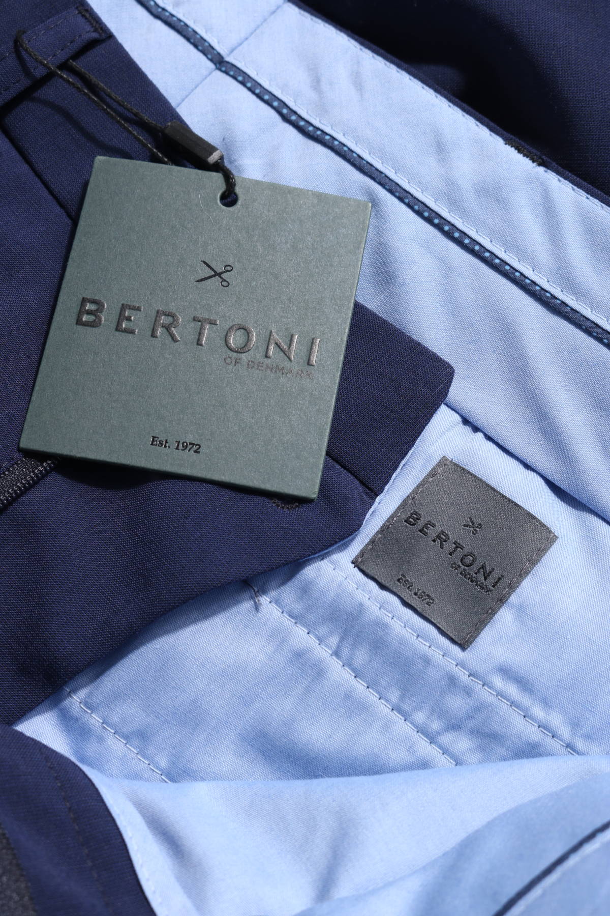 Официален панталон BERTONI4