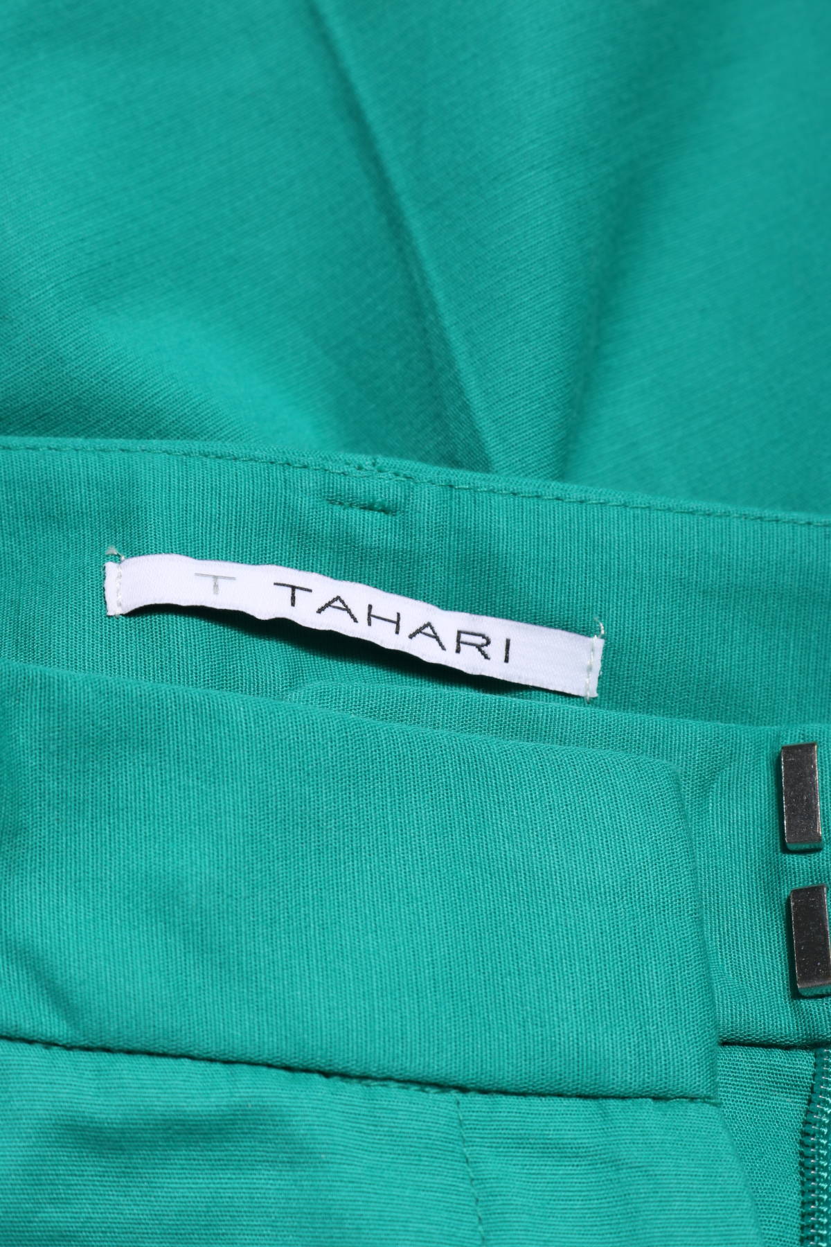 Елегантен панталон TAHARI3