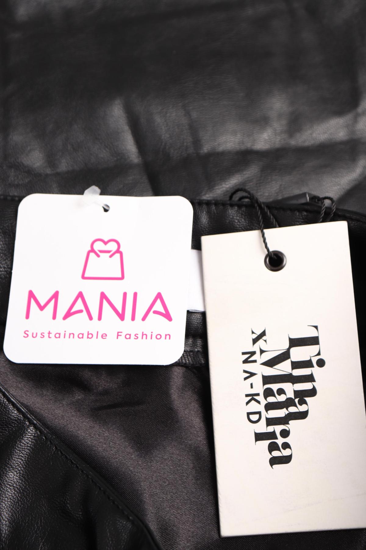 Кожена пола NA-KD3