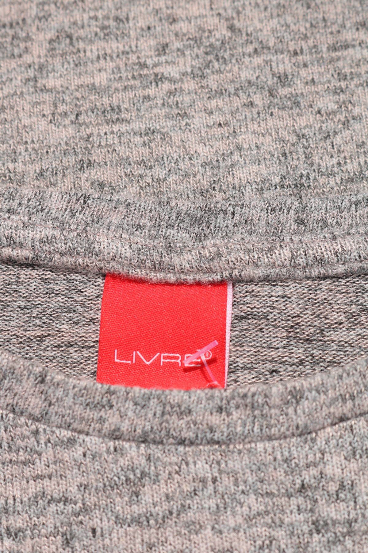 Пуловер LIVRE3