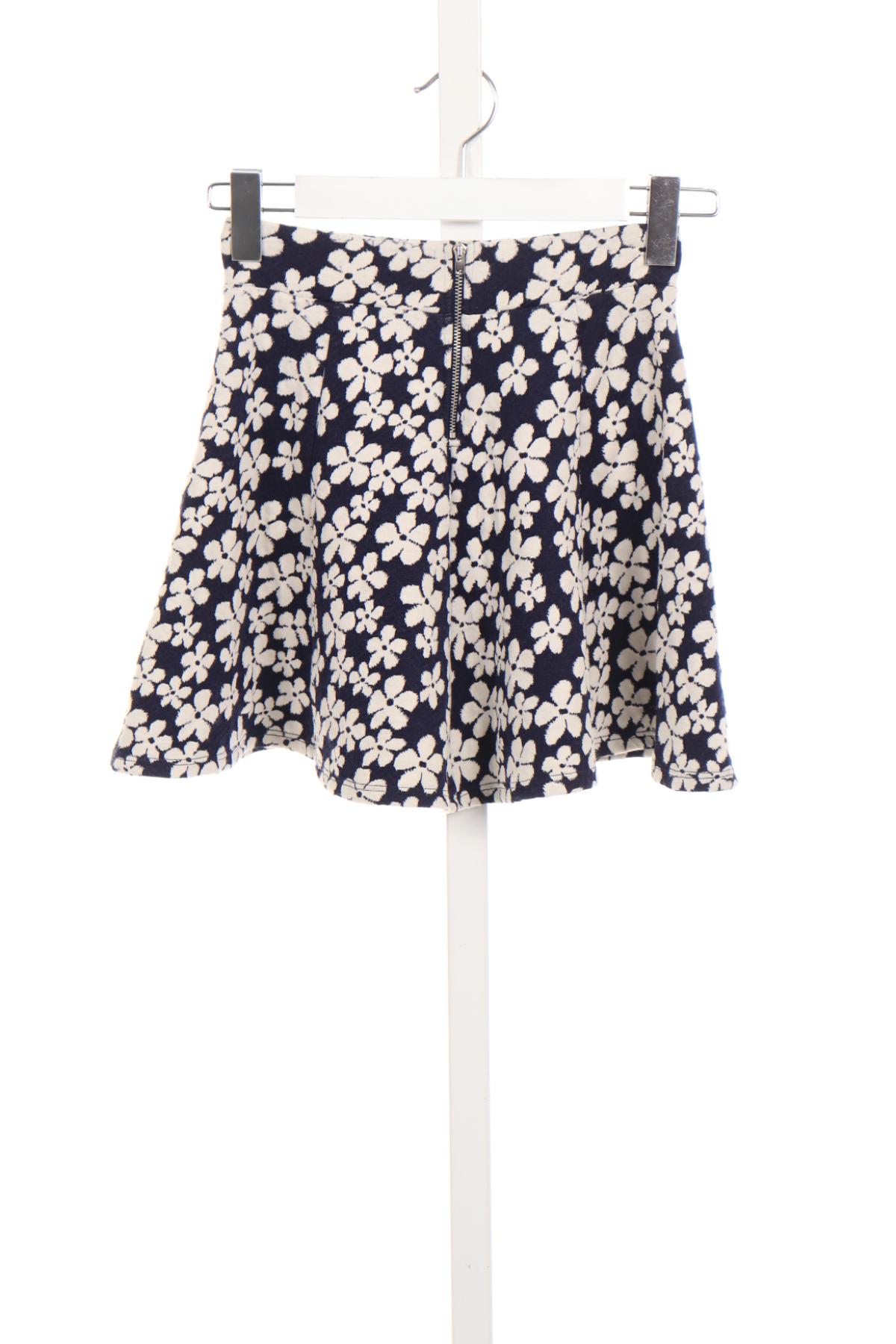 Пола H&M DIVIDED2