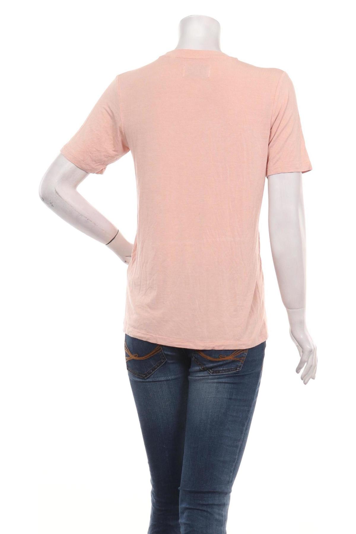 Тениска с щампа ADPT.2