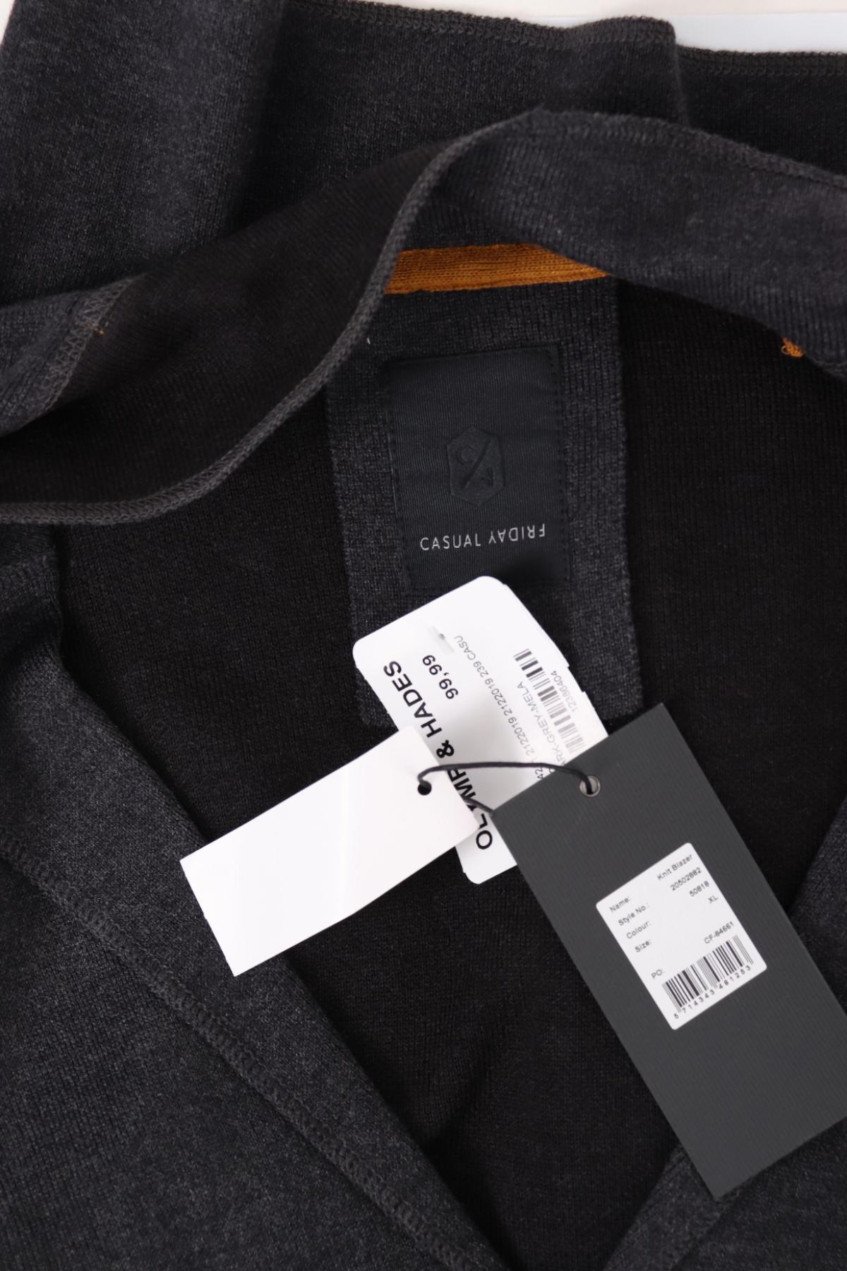 Жилетка CASUAL FRIDAY3