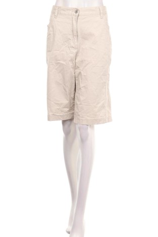 Pantaloni scurţi CLARINA