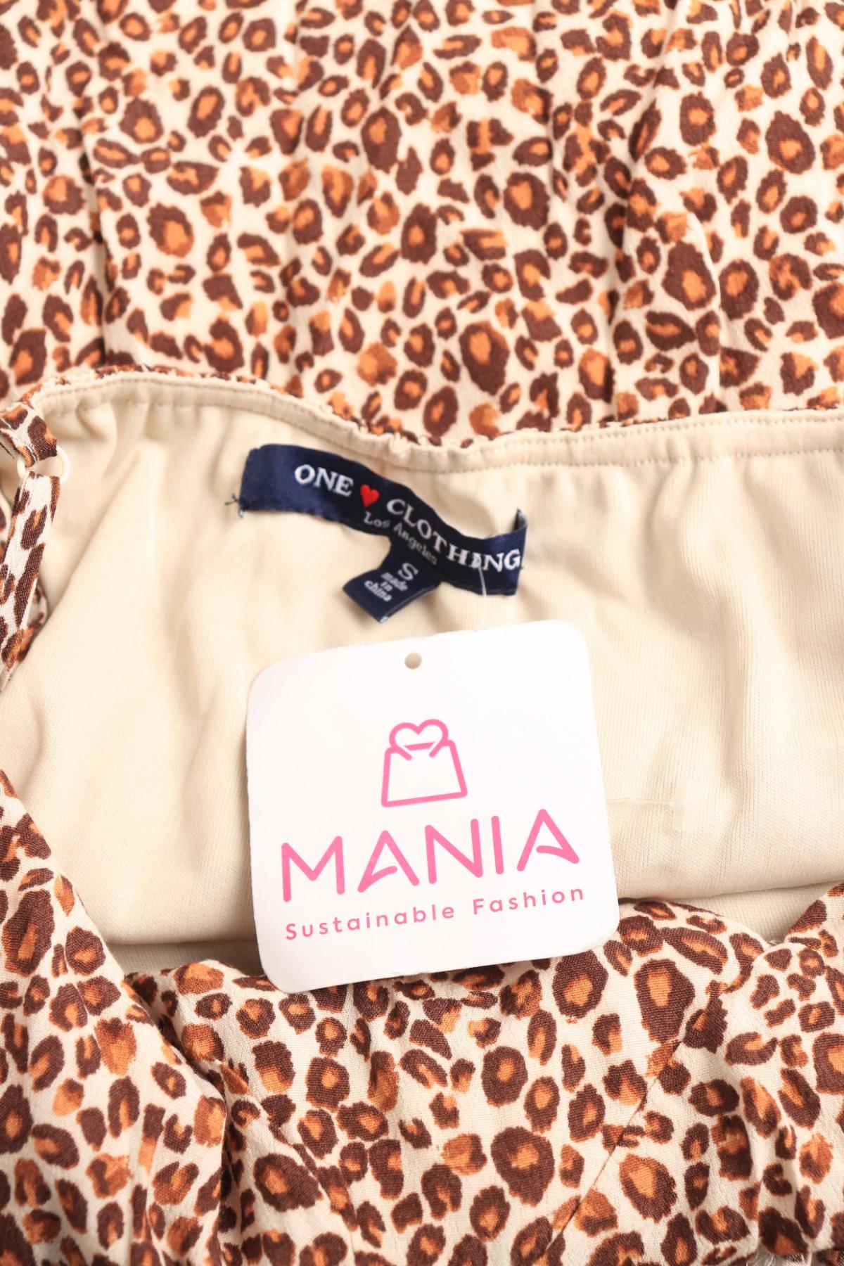 Ежедневна рокля ONE CLOTHING3