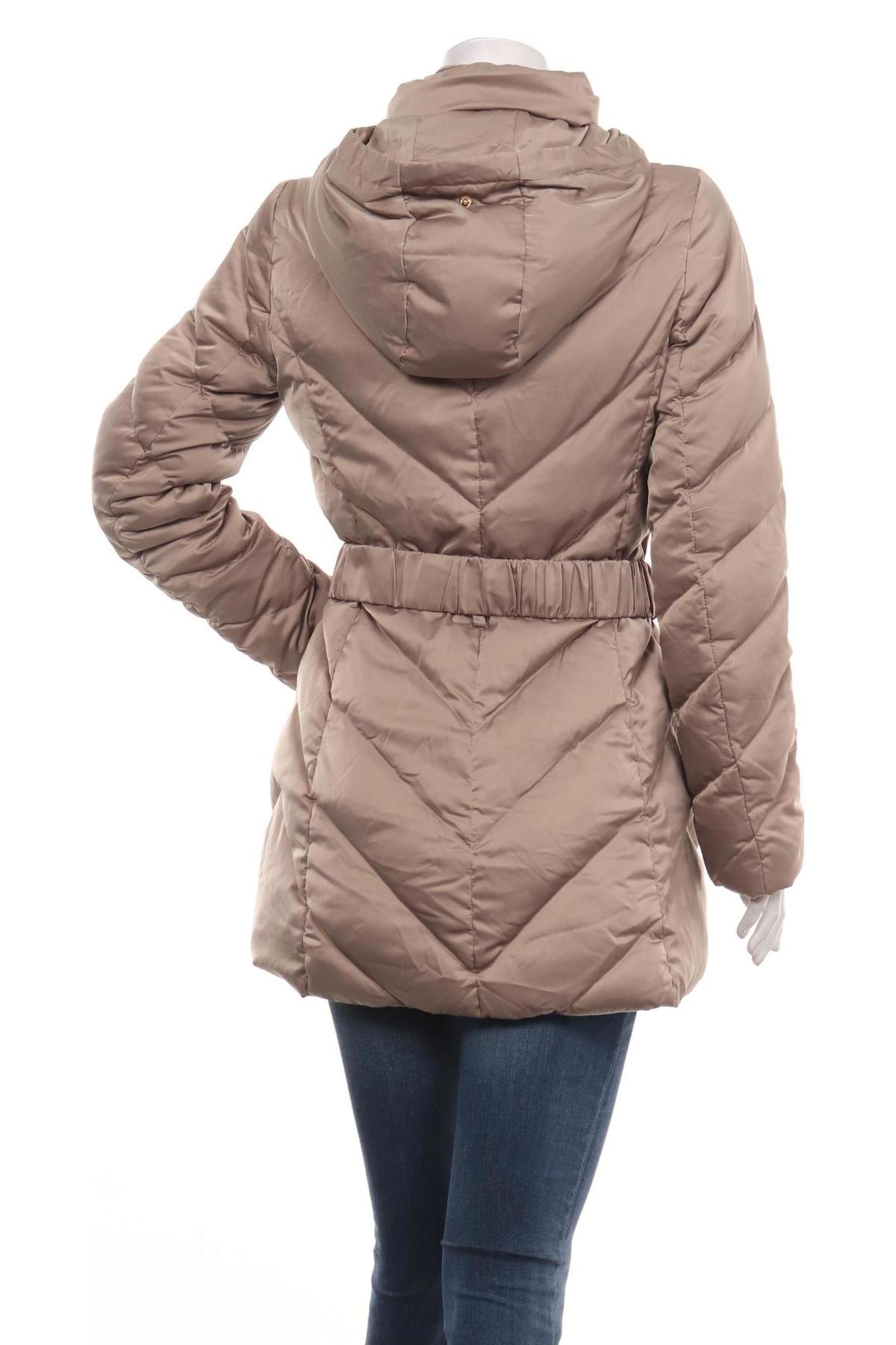 Зимно яке HALLHUBER2