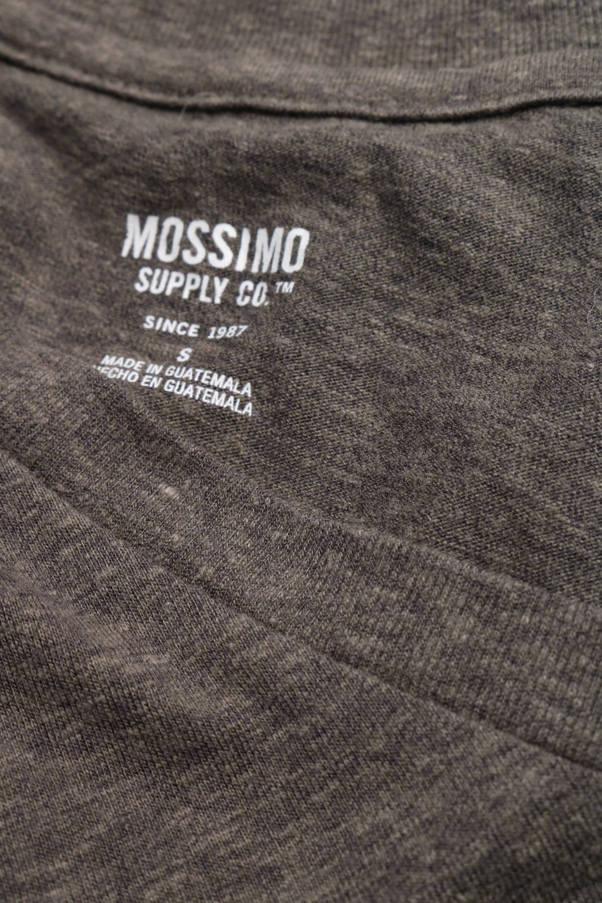 Тениска с щампа MOSSIMO SUPPLY CO.3
