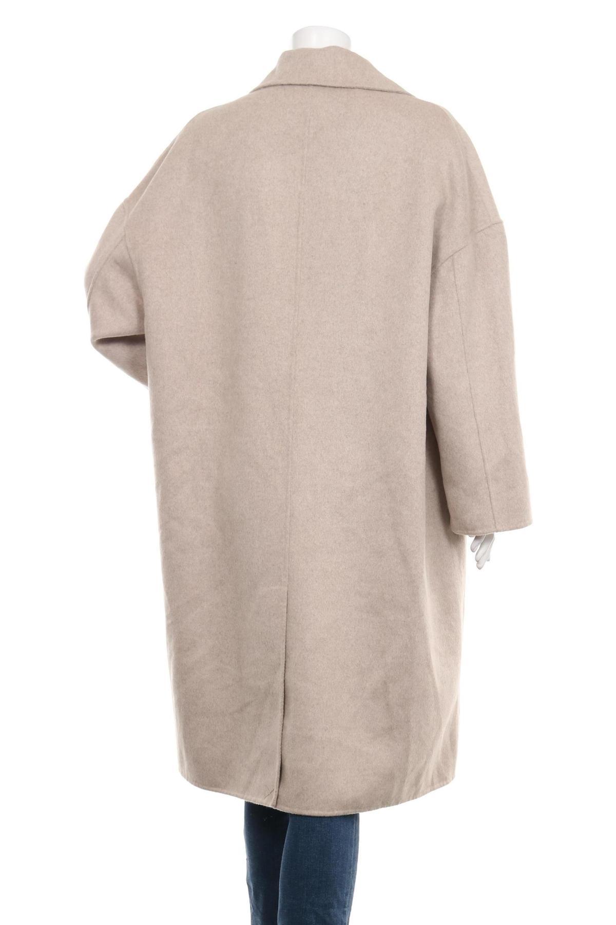 Зимно палто MANGO2