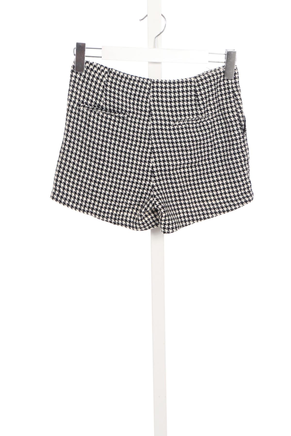 Къси панталони MANGO2