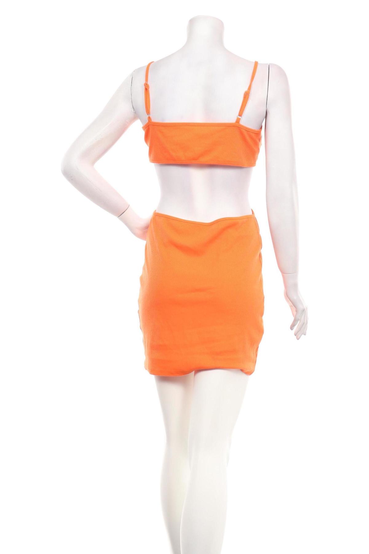 Ежедневна рокля NO NAME2