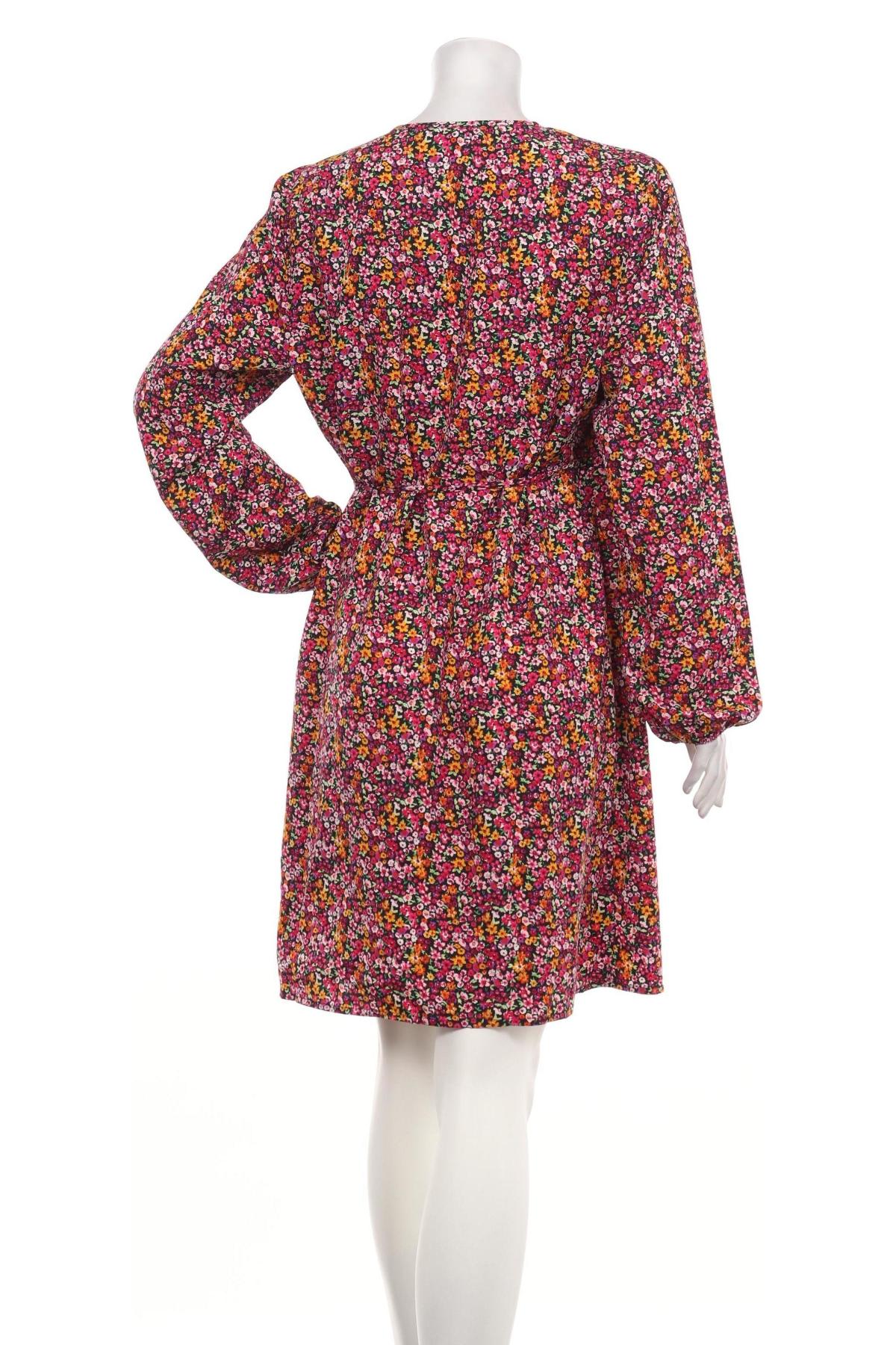 Ежедневна рокля PIECES2