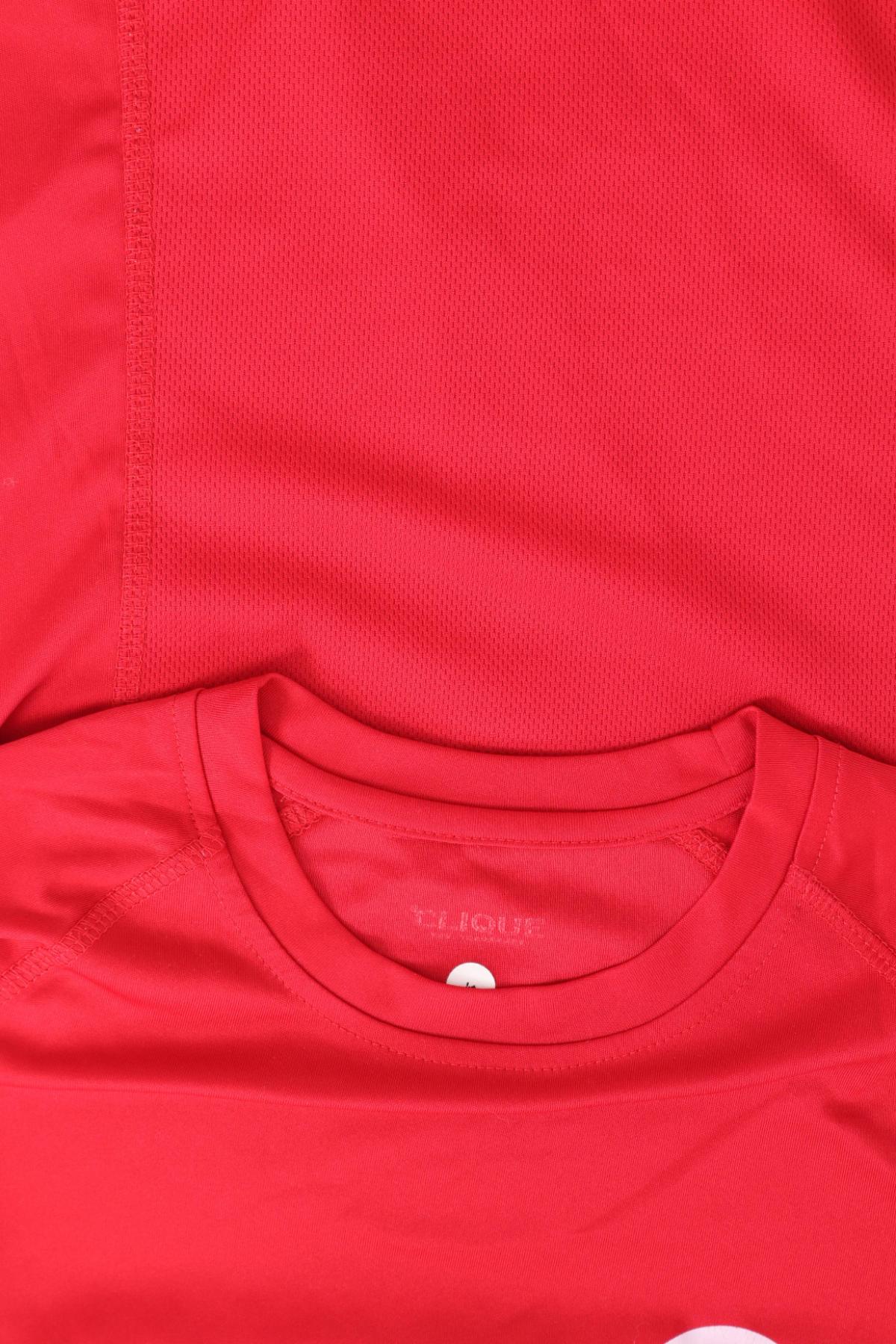 Спортна тениска CLIQUE3