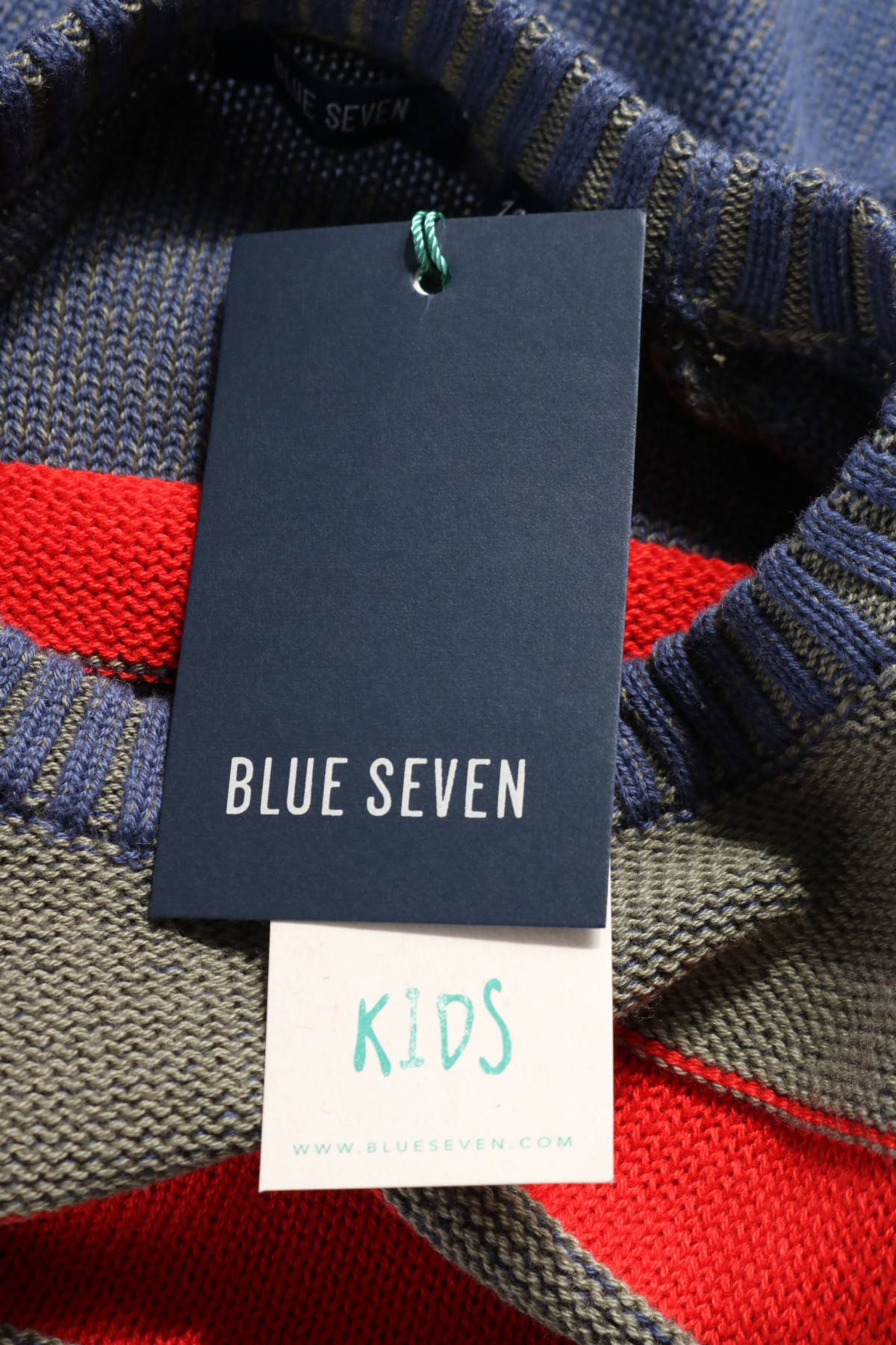 Детски пуловер BLUE SEVEN3