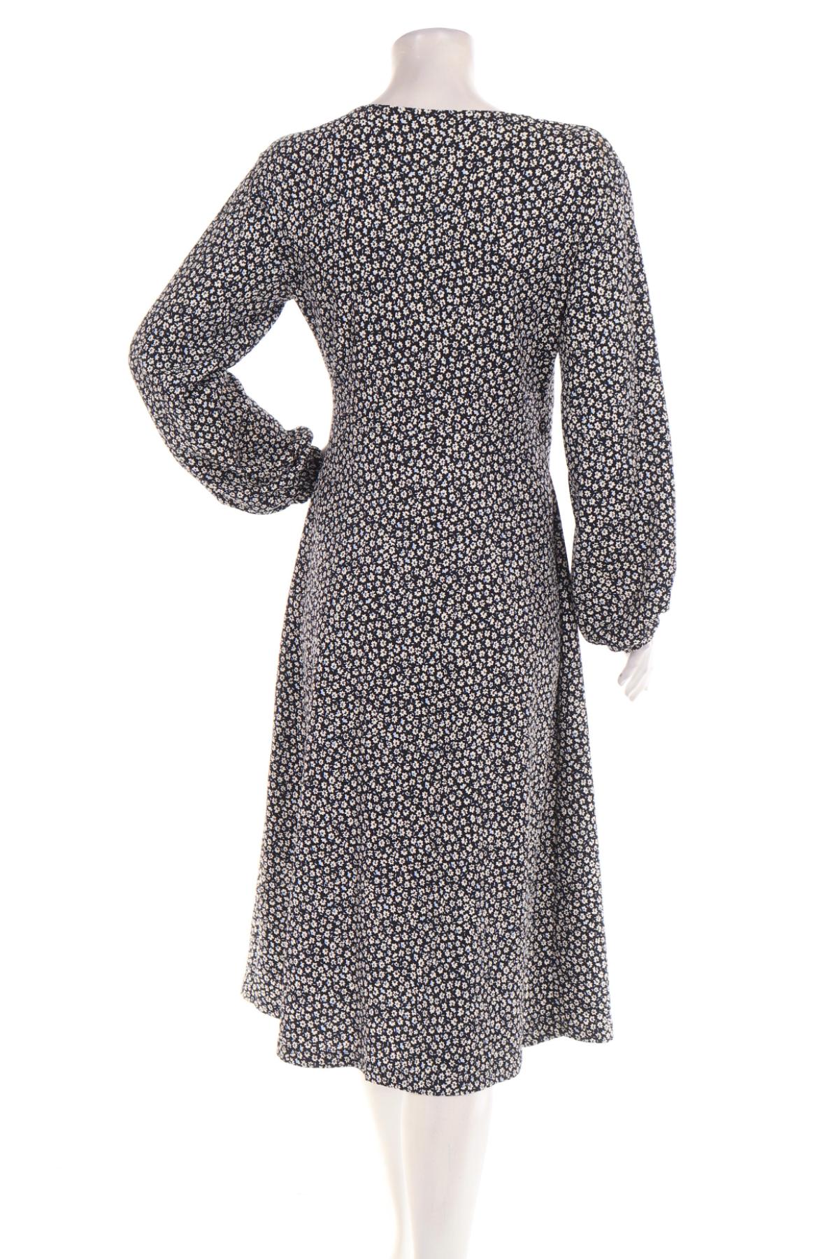 Ежедневна рокля NO NAME2