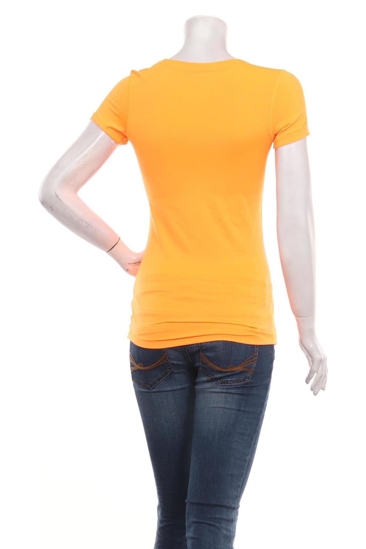 Спортна тениска NIKE2