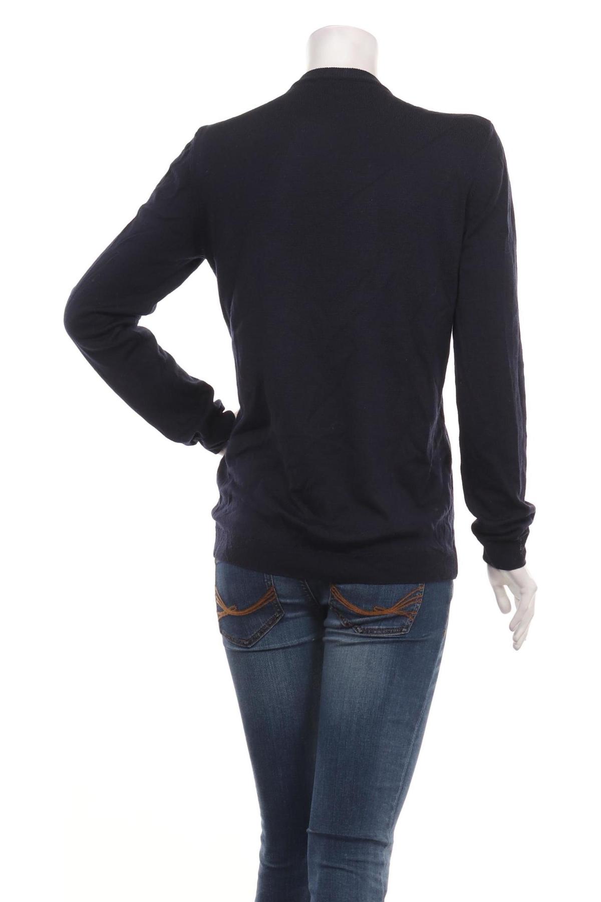 Жилетка NO NAME2