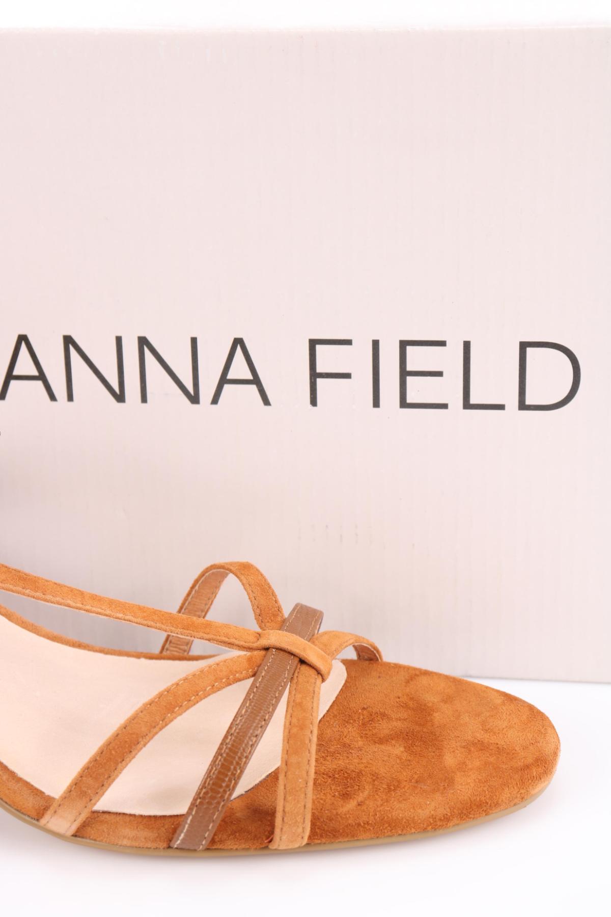 Сандали на ток ANNA FIELD4