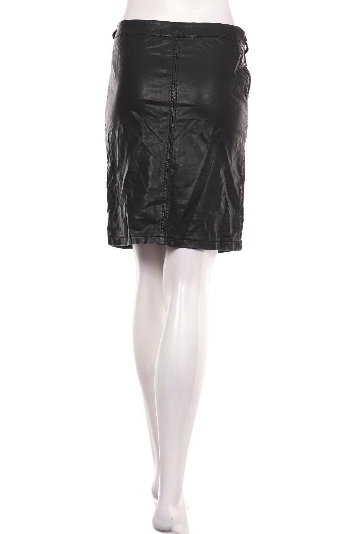 Кожена пола TOXIK32