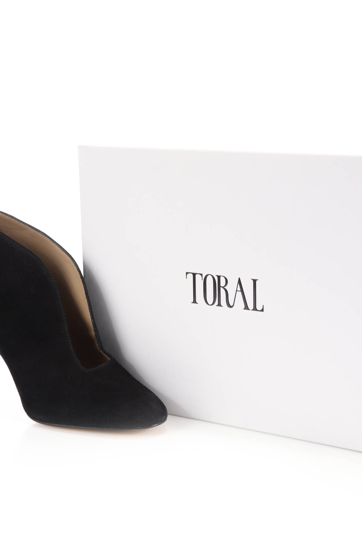 Обувки на ток TORAL4
