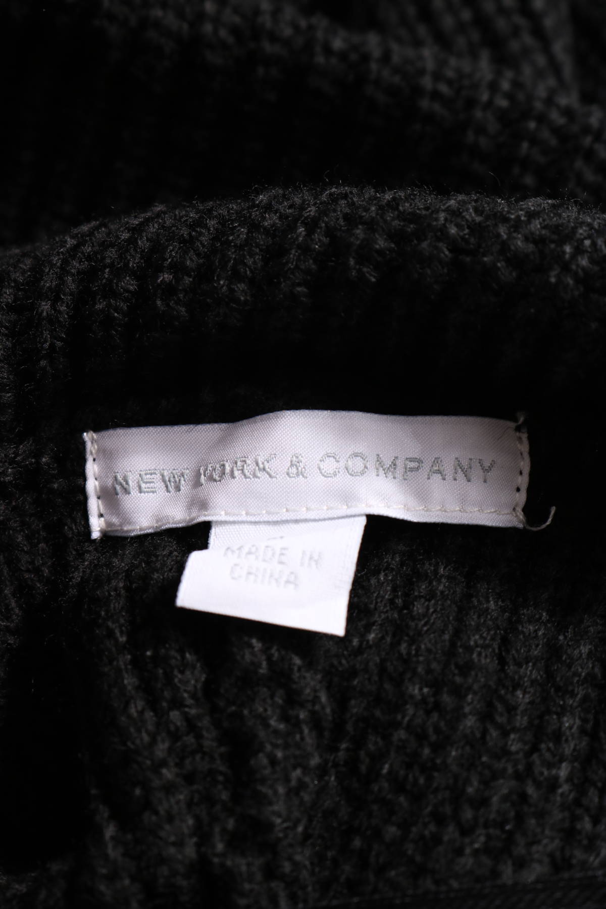 Пуловер с поло яка NEW YORK & COMPANY3