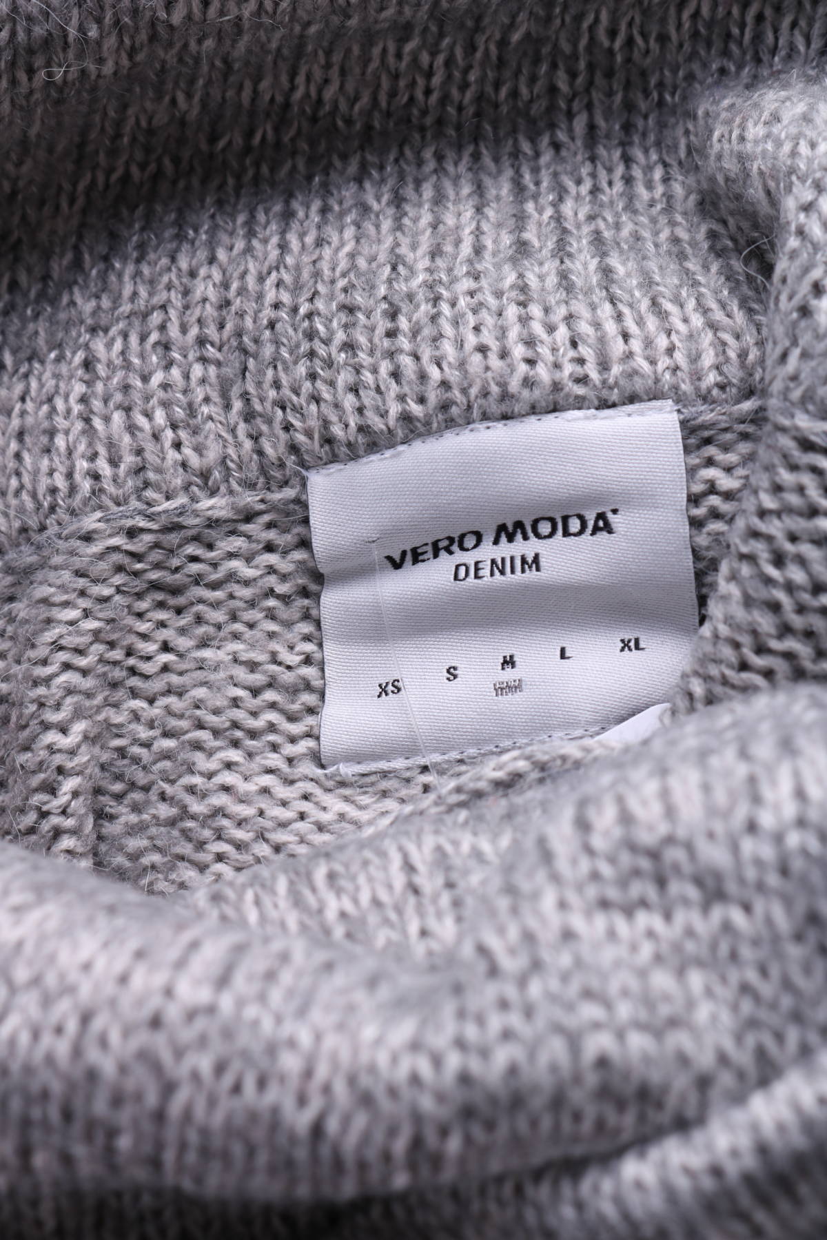 Пуловер с поло яка VERO MODA3