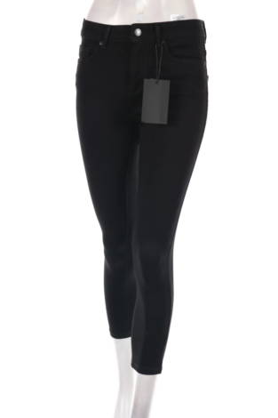 Ластични дънки VERO MODA - Mania Ластични дънки VERO MODA