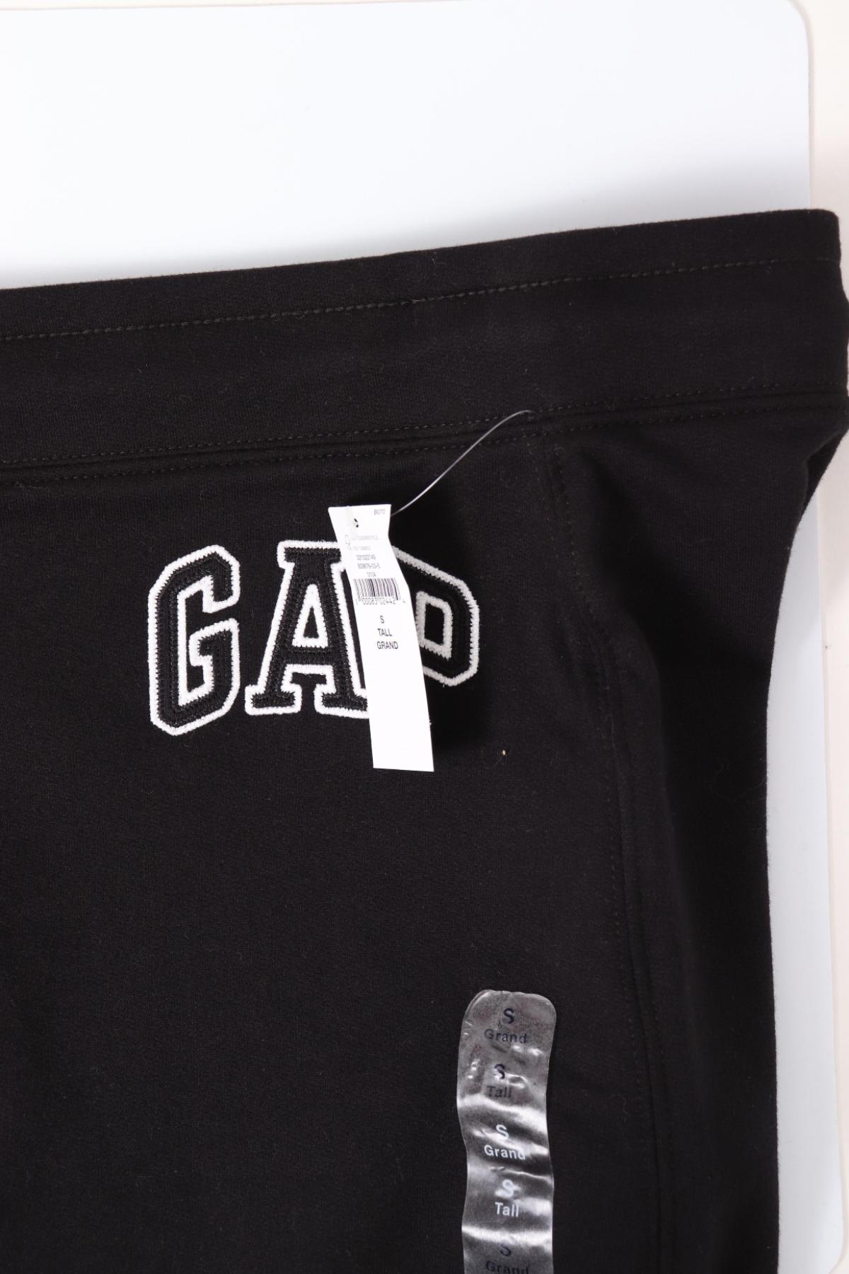 Спортни къси панталони GAP3