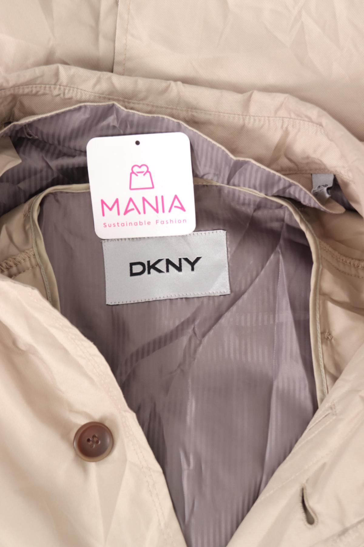 Зимно яке DKNY3