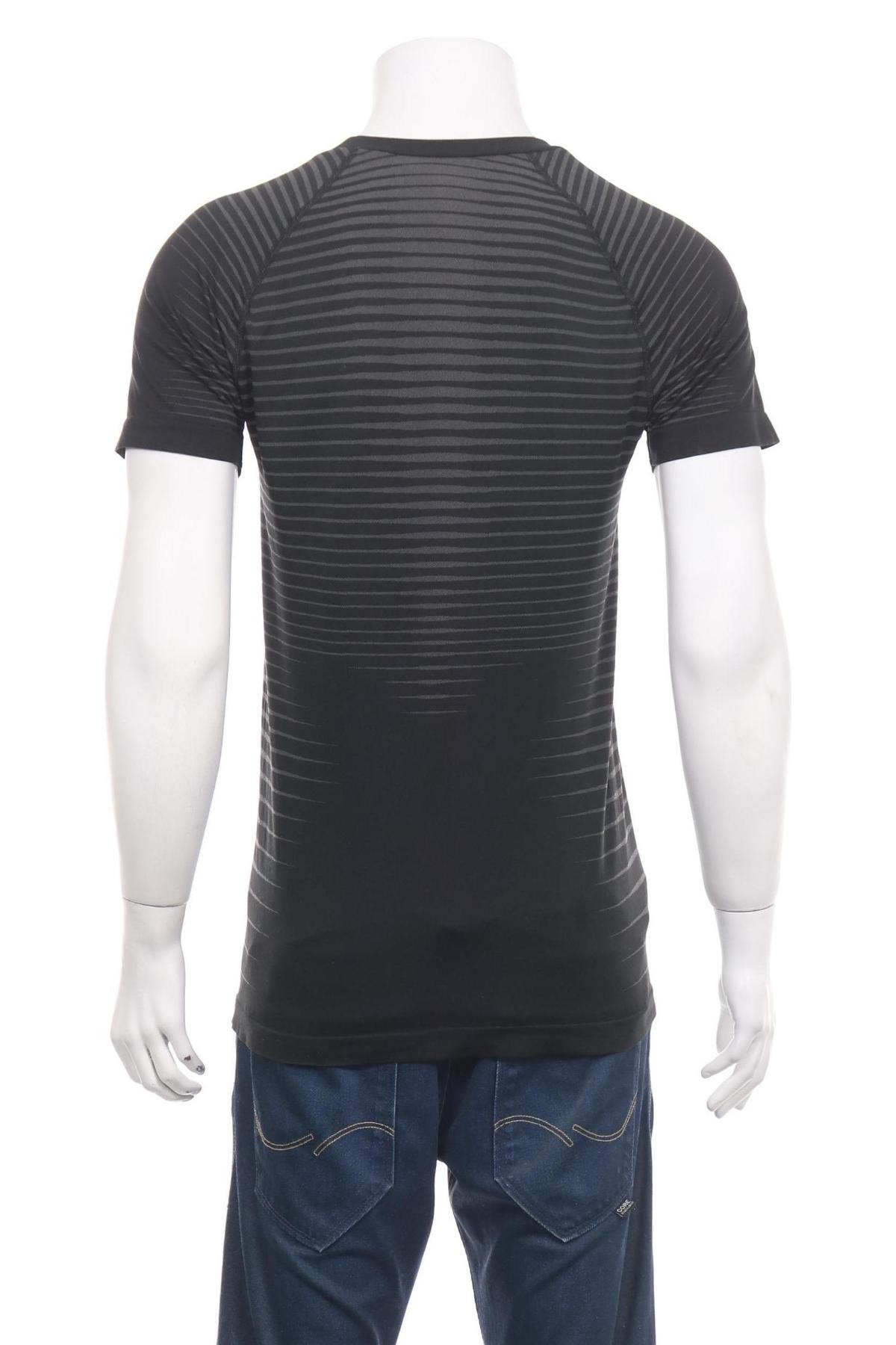 Спортна тениска ODLO2