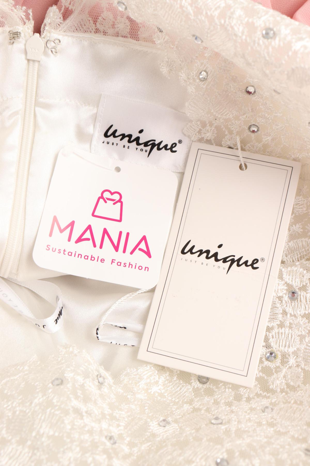 Бална рокля UNIQUE3