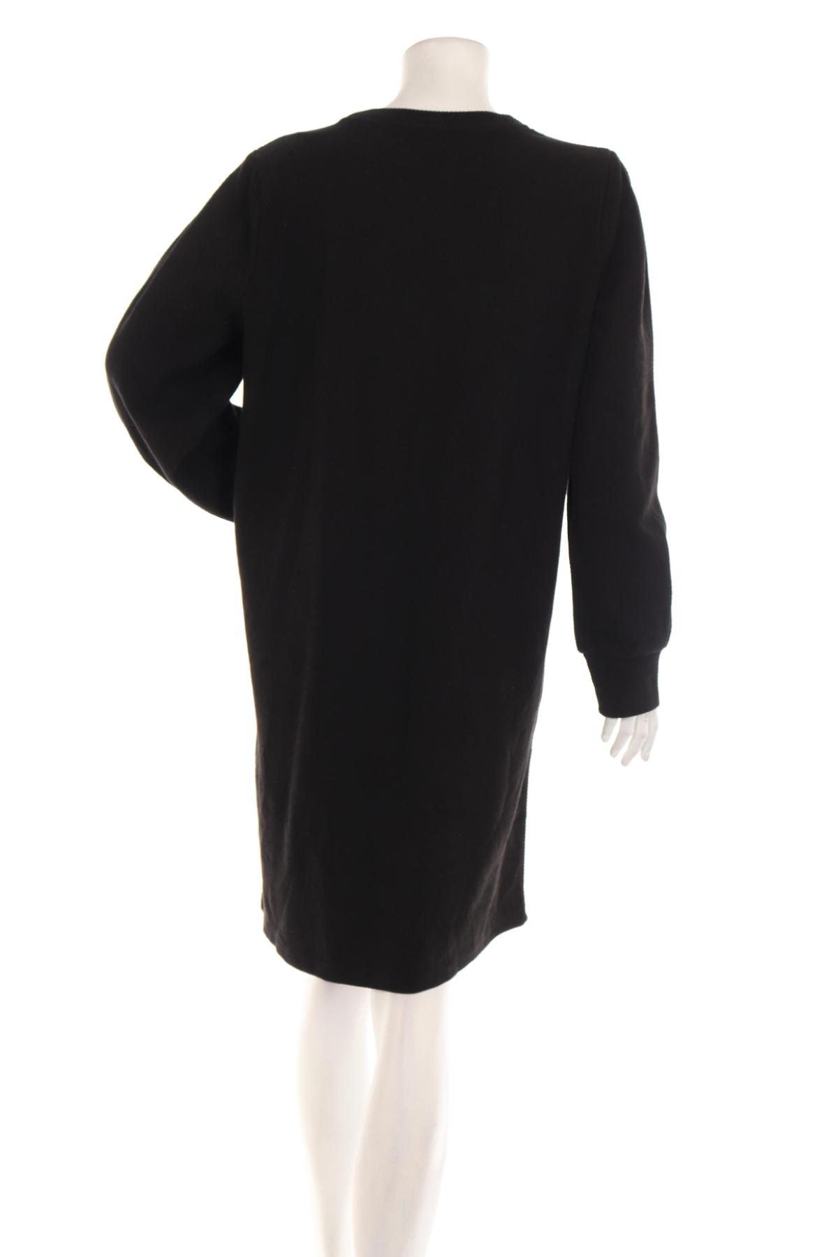 Ежедневна рокля HEMA2