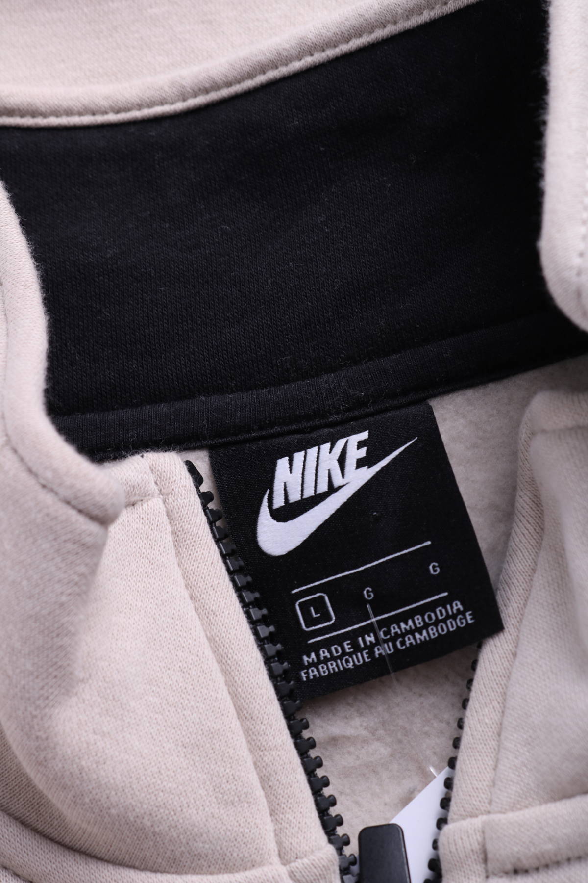 Суитшърт Nike3 - Mania Суитшърт Nike3