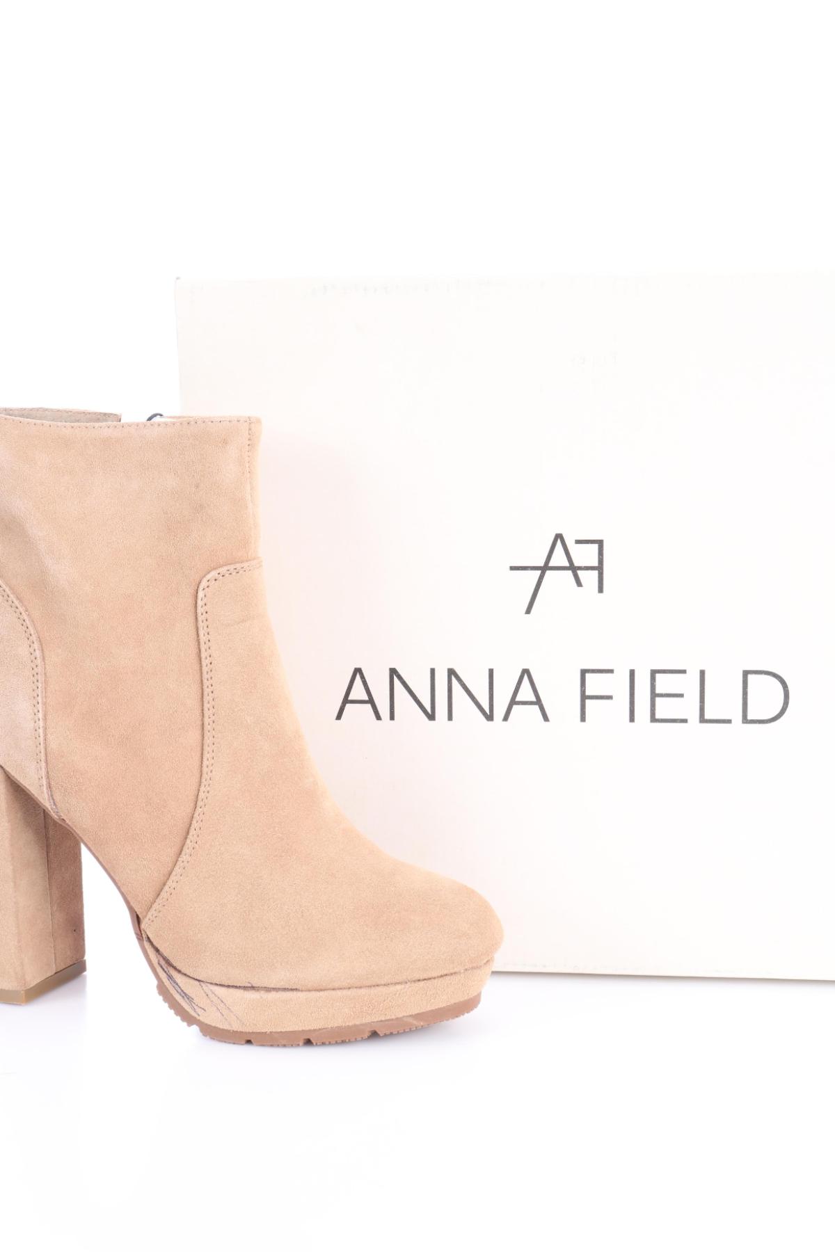 Боти ANNA FIELD4